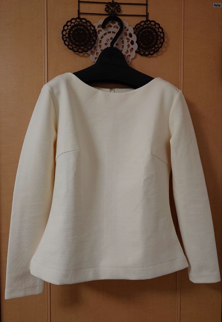 【ピーチ】ジェンヌ JENNE 美バストライン裏起毛カットソー