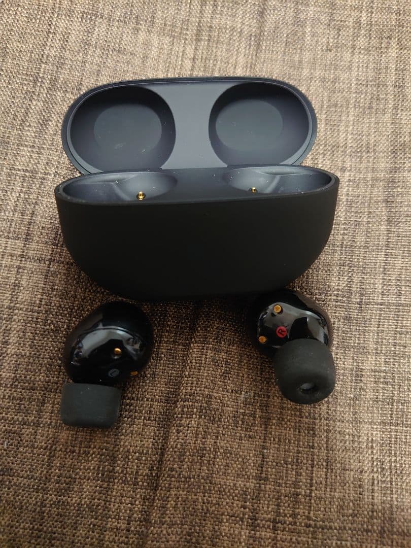 M*O様 SONY WF-1000XM5 ブラック 中古品