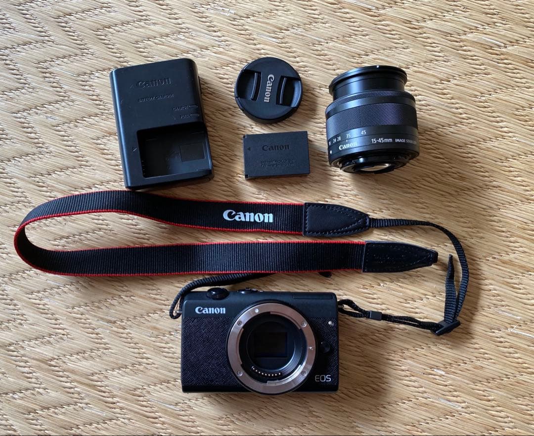 Canon EOS M200 ミラーレスカメラ 15-45mmレンズ付