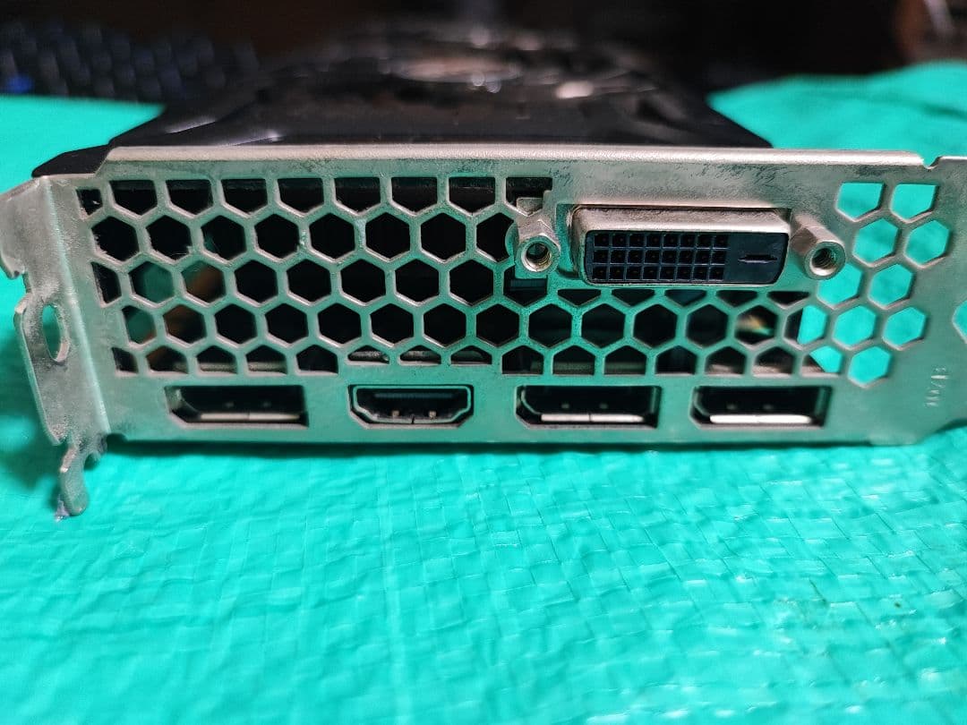 GeForce GTX 1070 グラフィックボード