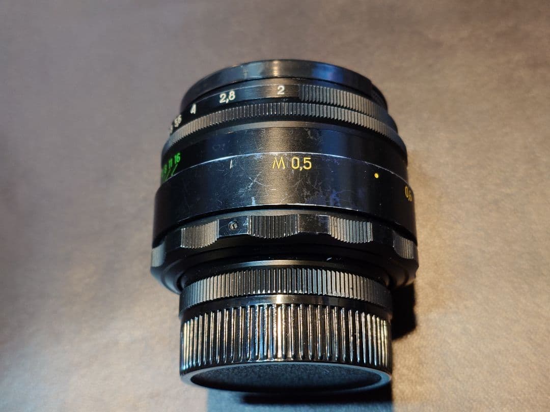 Helios-44-2 58mm f2 オールドレンズ ぐるぐるボケ