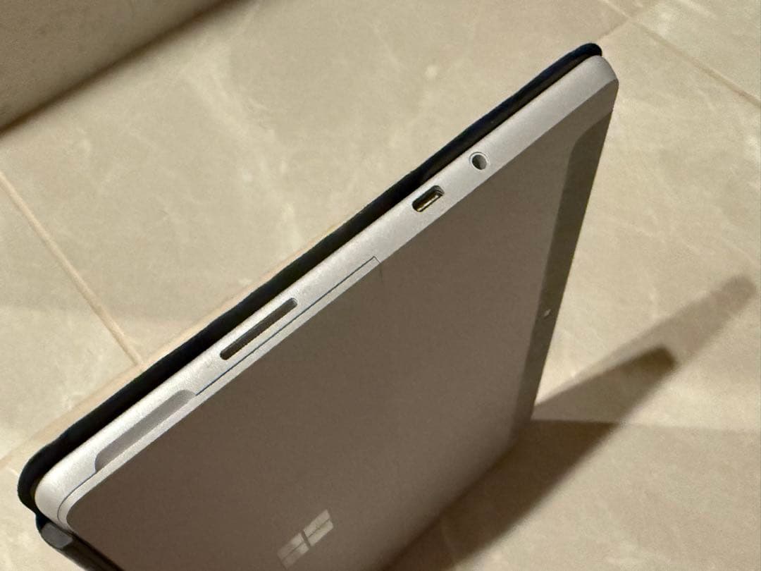 Windowsタブレット本体 Microsoft Surface Go 4415Y /8GB /128GB