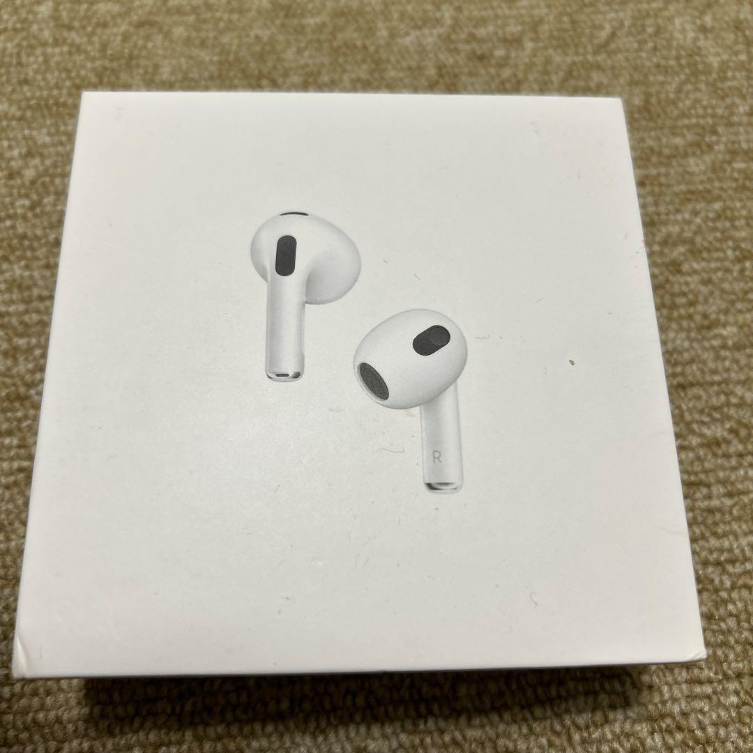 AirPods 本体 Lightning充電ケース付き