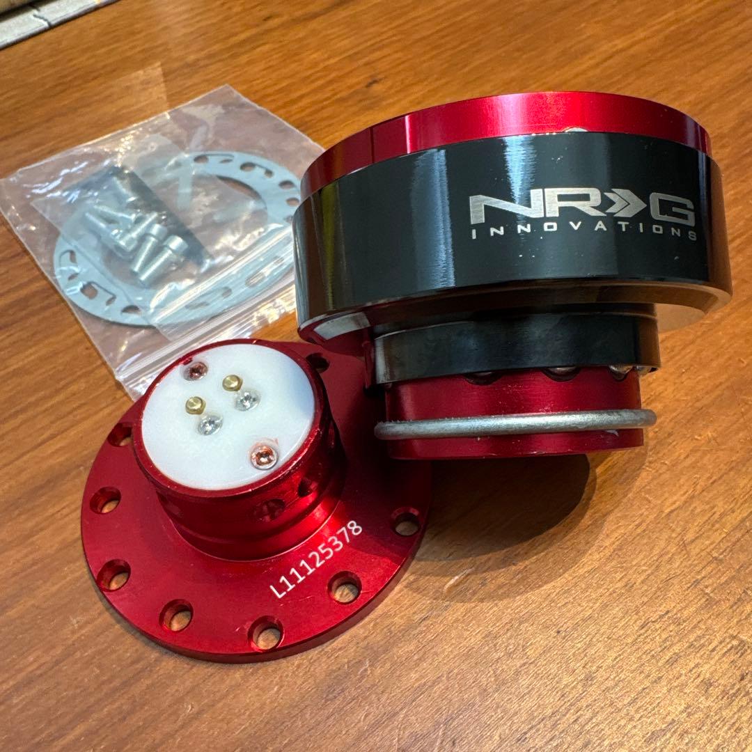 NRG Innovations クイックリリース　ステアリングボス　正規品