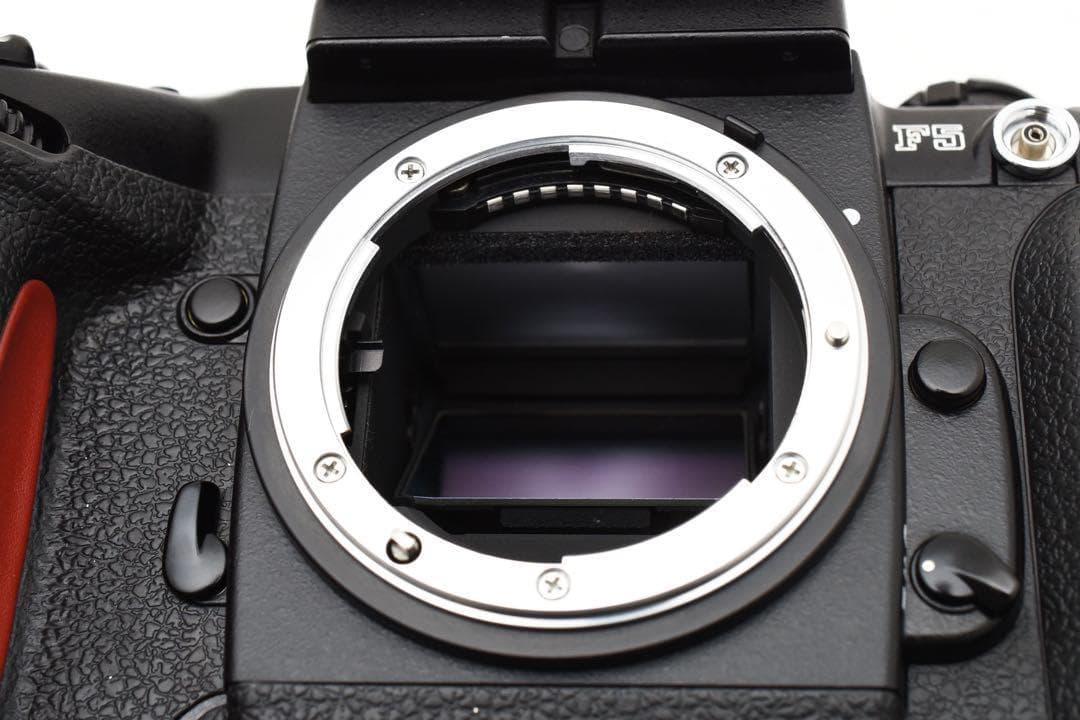 Nikon F5 一眼レフフィルムカメラ　完動品