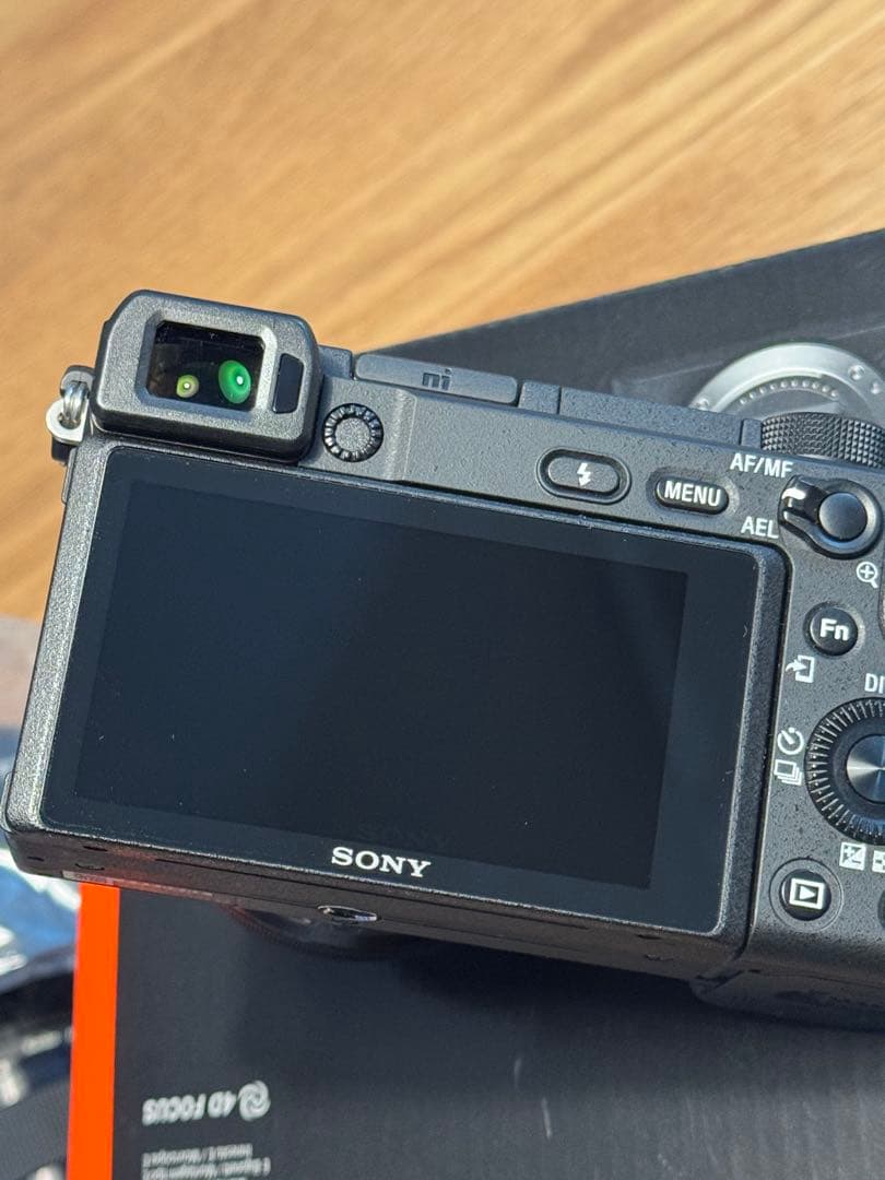 SONY α6400 ダブルズームレンズキット 美品 シャッター8284回