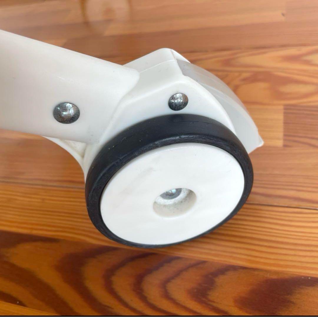 コンビ ネムリラ AUTO SWING ココアブラウン　電動　エッグショック