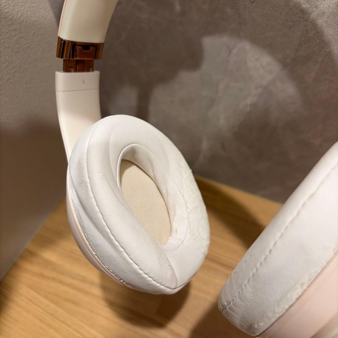 Beats Studio 3ワイヤレス ヘッドホン ホワイト　ゴールド