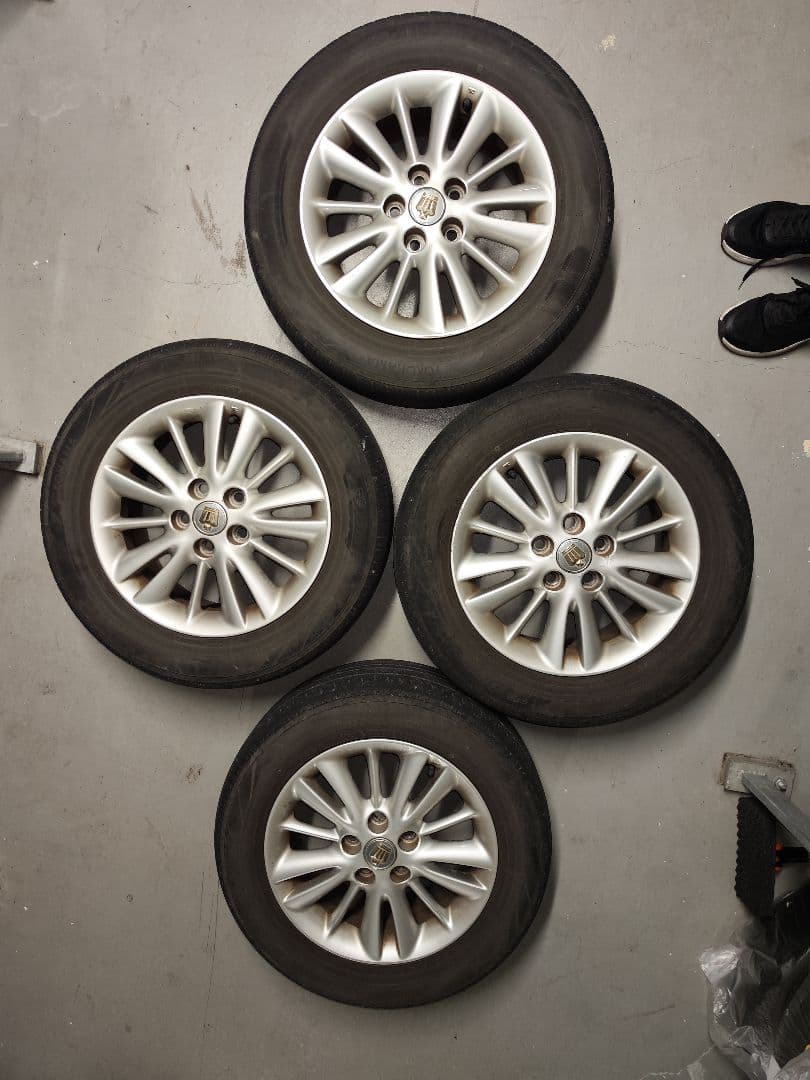 18クラウンロイヤル　純正ホイール＋タイヤ