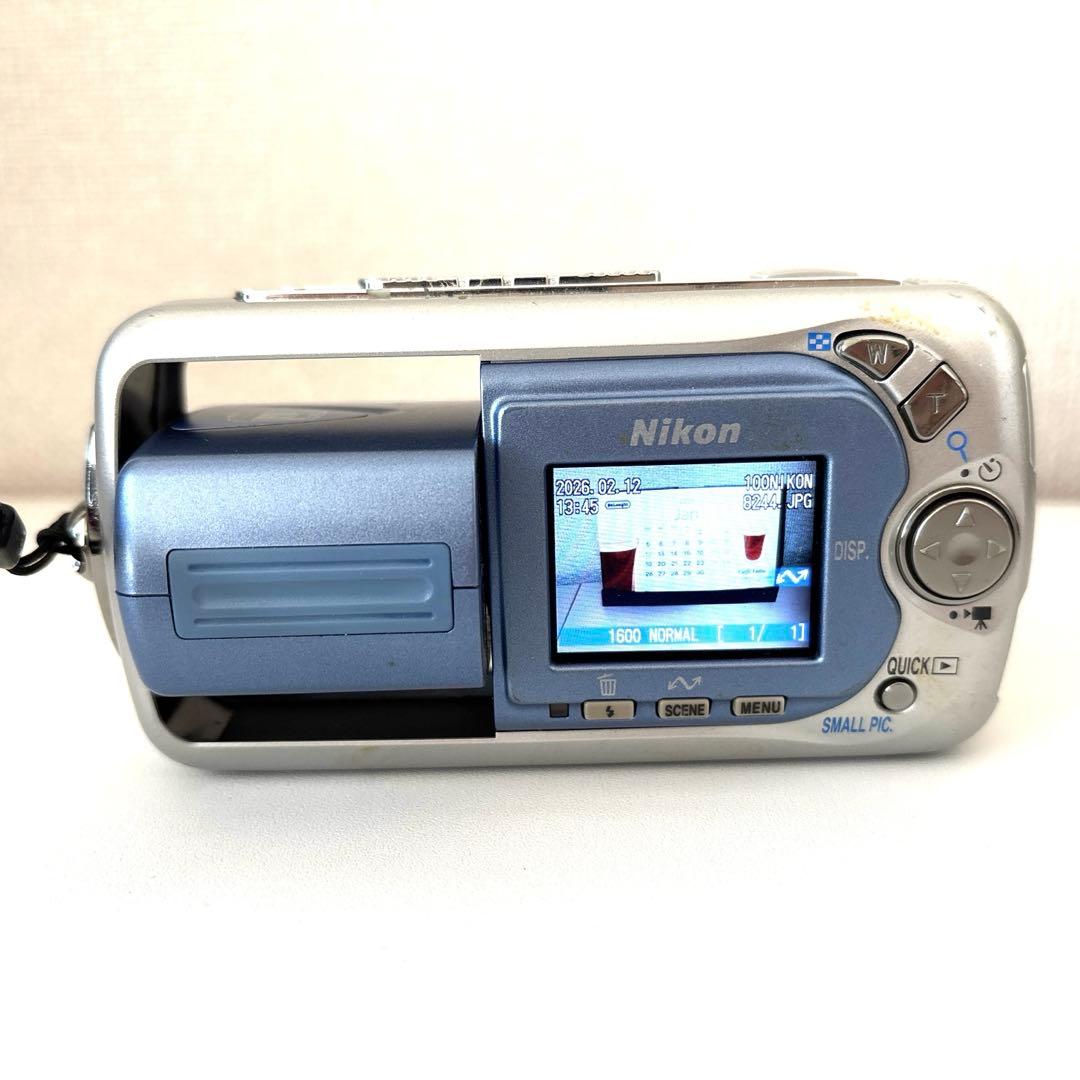 NIKON COOLPIX 2500 デジタルカメラ クールピクス2500