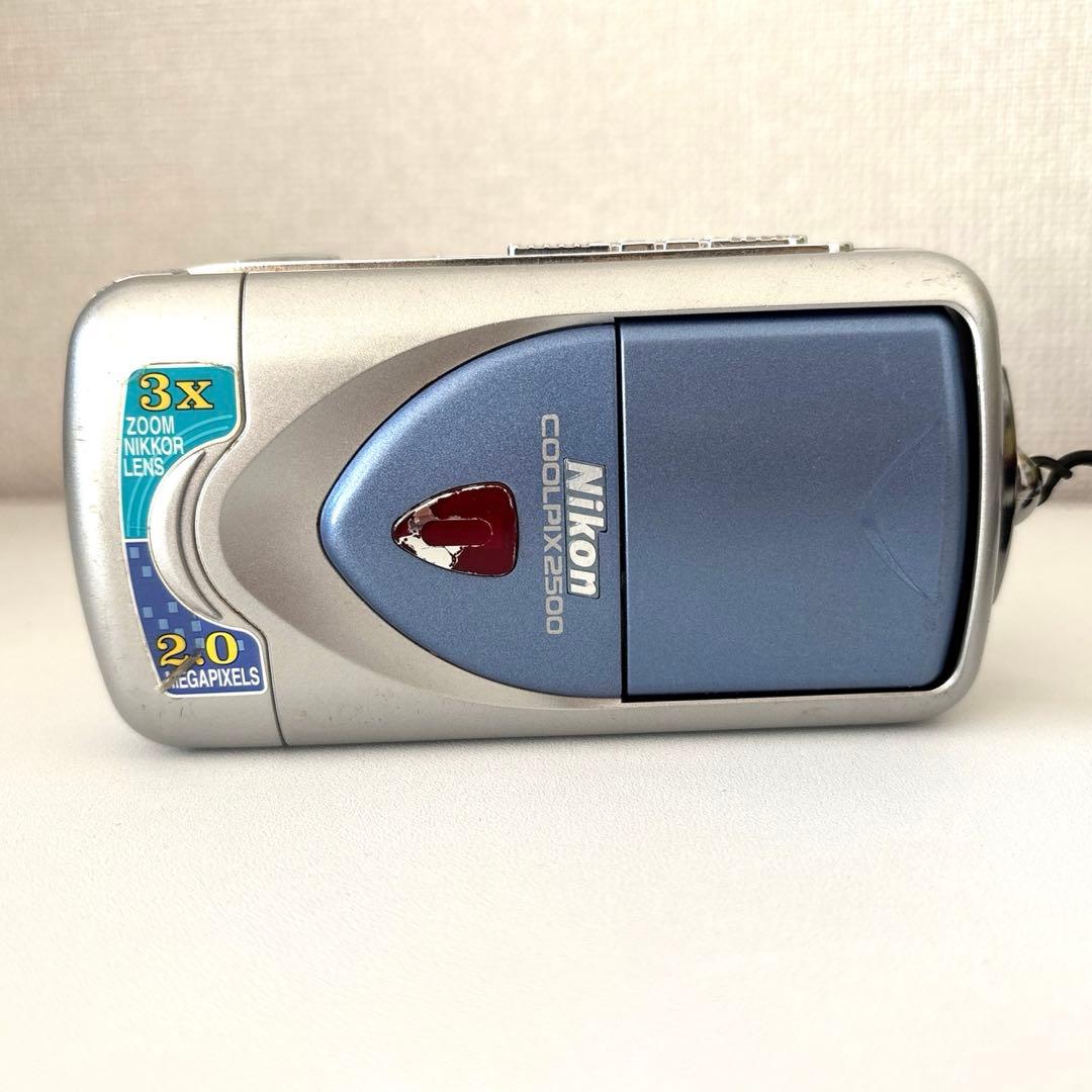 NIKON COOLPIX 2500 デジタルカメラ クールピクス2500