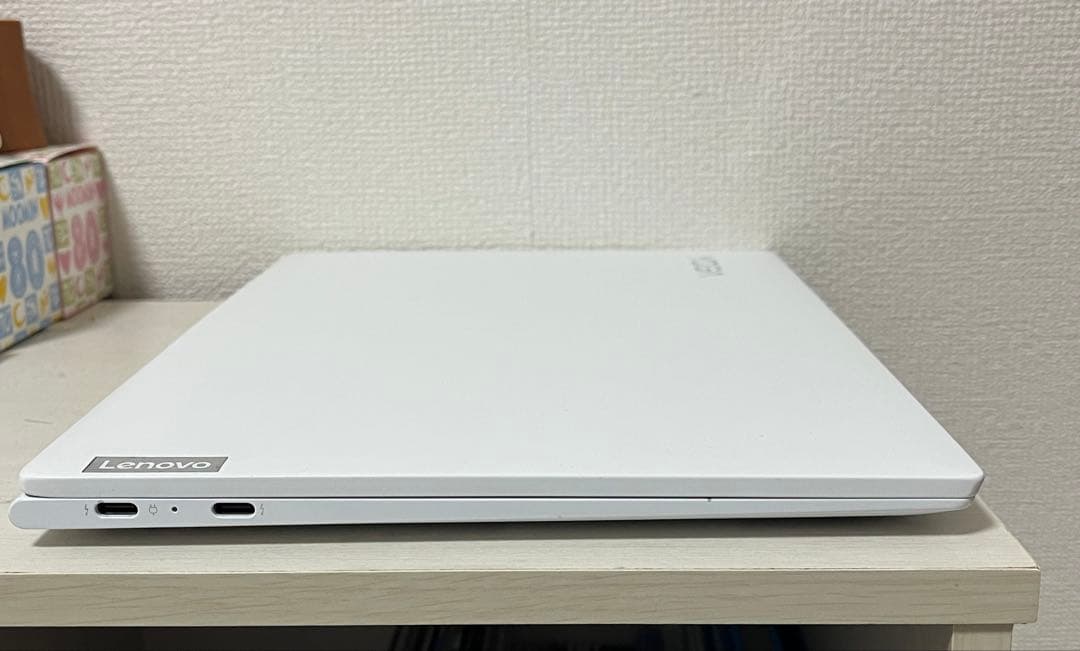Lenovo Yoga Slim 7 Carbon 13ITL5 本体