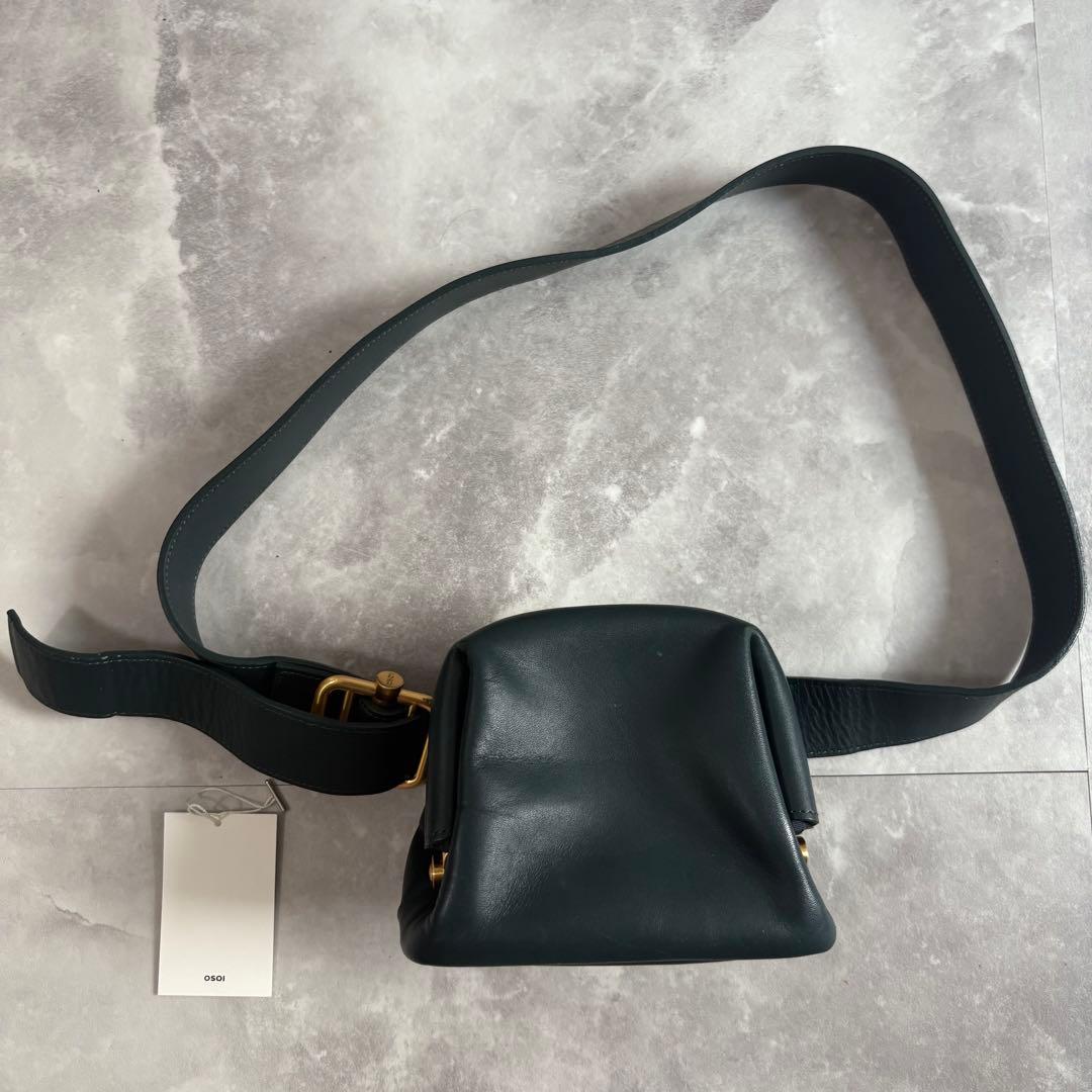【入手困難❗️】osoi オソイ Mini Brot ショルダーバッグ 金ロゴ