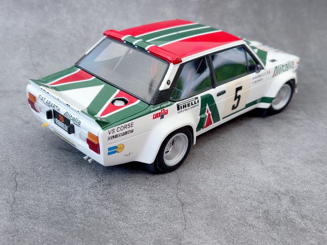 ミニカー KYOSHO 1/18 Fiat 131 Abarth Rally