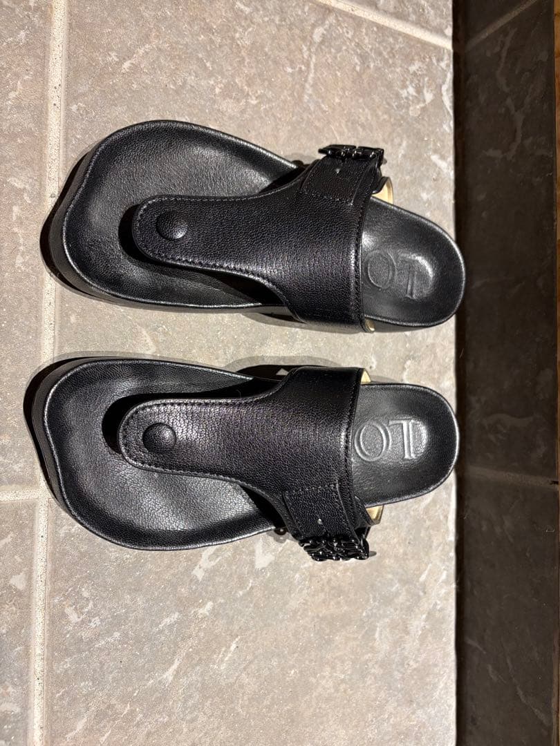 【美品】　LOEWE アナグラム トングサンダル サイズ36（23センチ相当）