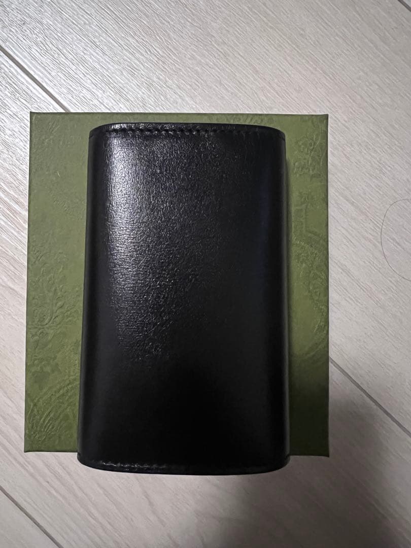 GUCCI ブラック レザー キーケース 箱付き