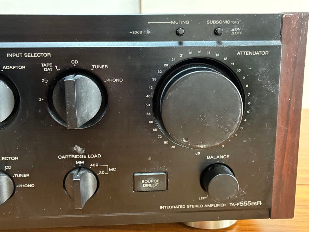 SONY 555ESR プリメインアンプ