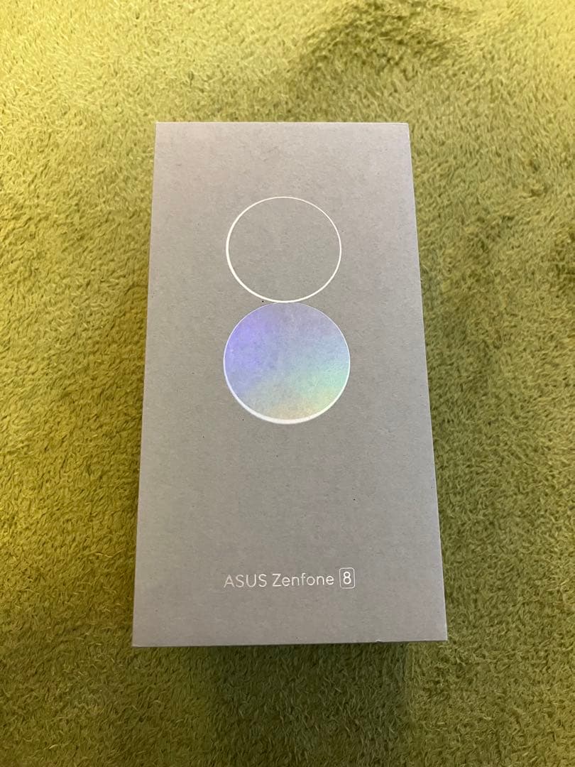 ASUS Zenfone 8 256GB 本体 美品 箱・説明書・ケース付