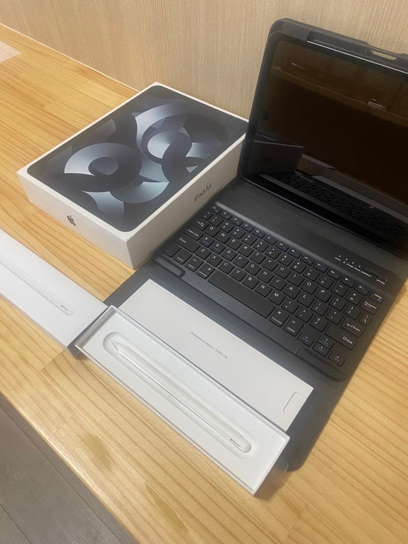 iPad Air第5世代　Wi-Fi 64GB