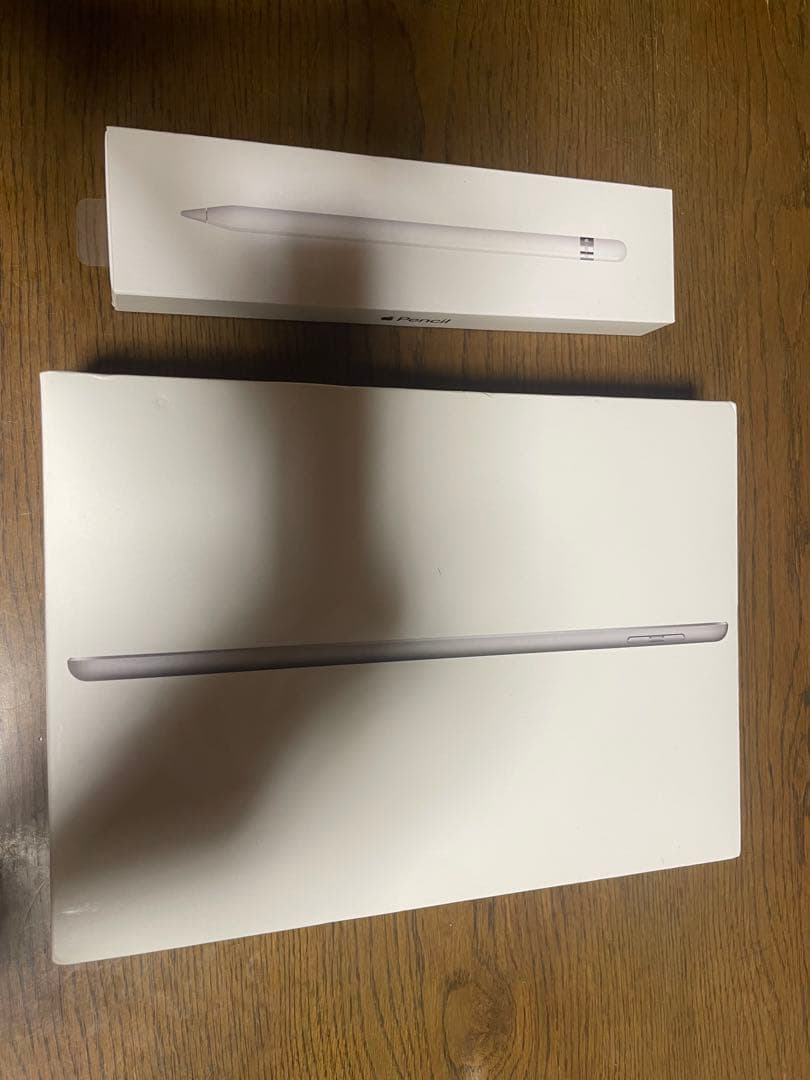 【リュウさま専用】Apple iPad第6世代128GB, Appleペン第1世