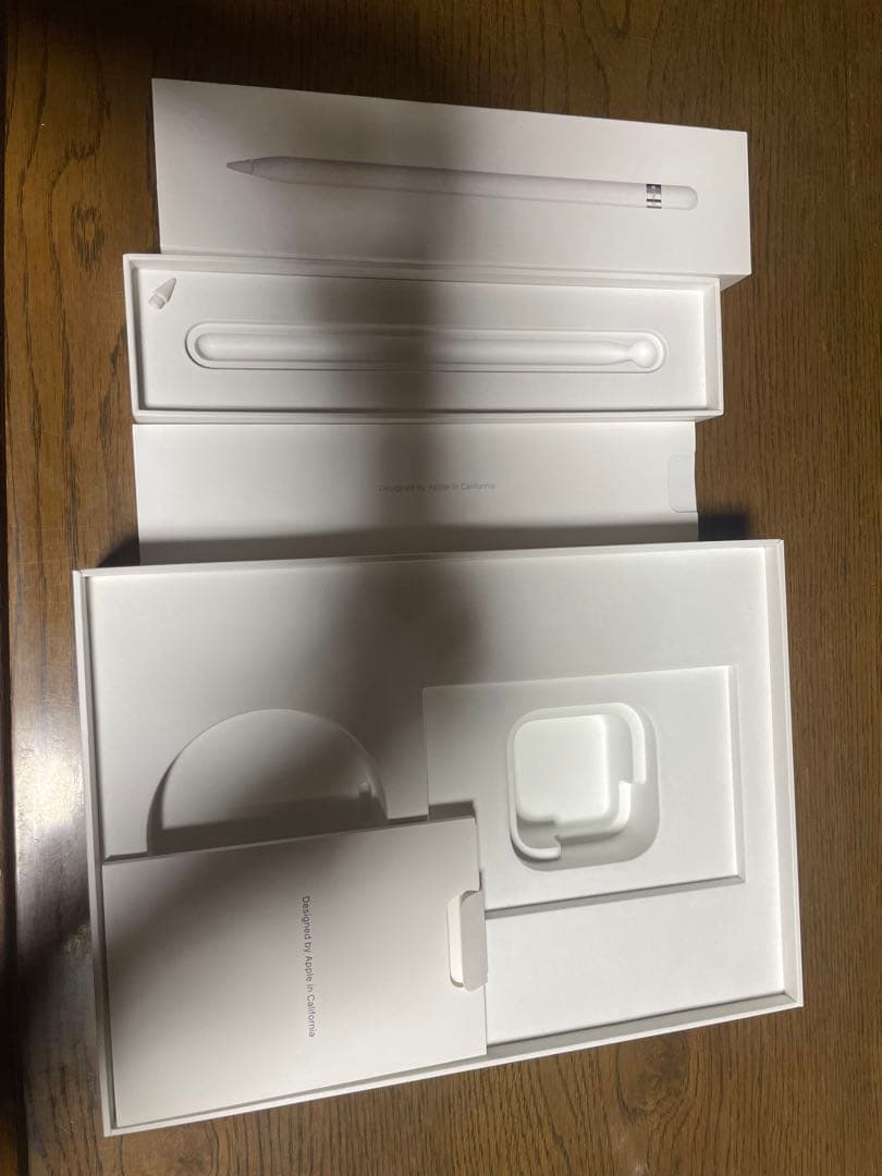 【リュウさま専用】Apple iPad第6世代128GB, Appleペン第1世