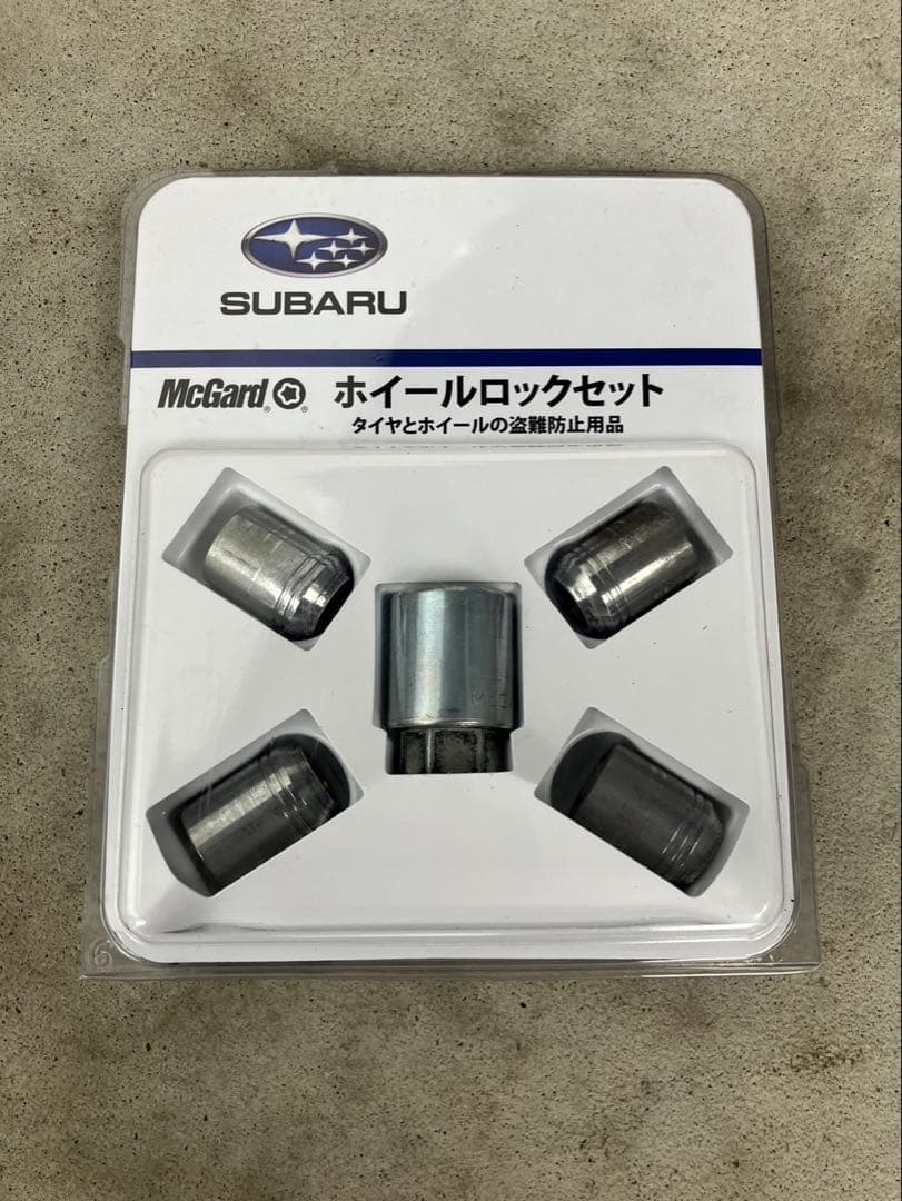 スバル フォレスター18インチ ホイールセット 225/55R18