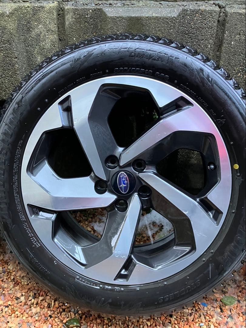 スバル フォレスター18インチ ホイールセット 225/55R18