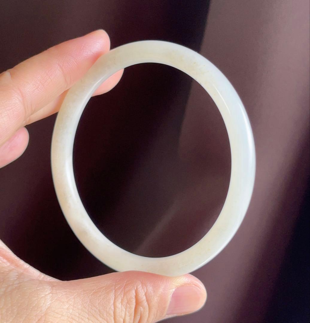 天然石 和田玉灰白玉 バングル（番号A4808）