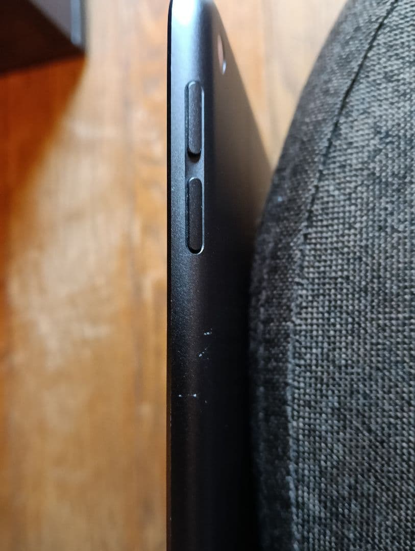 Apple iPad 64G 第3世代　スペースグレー 本体　+おまけカバー