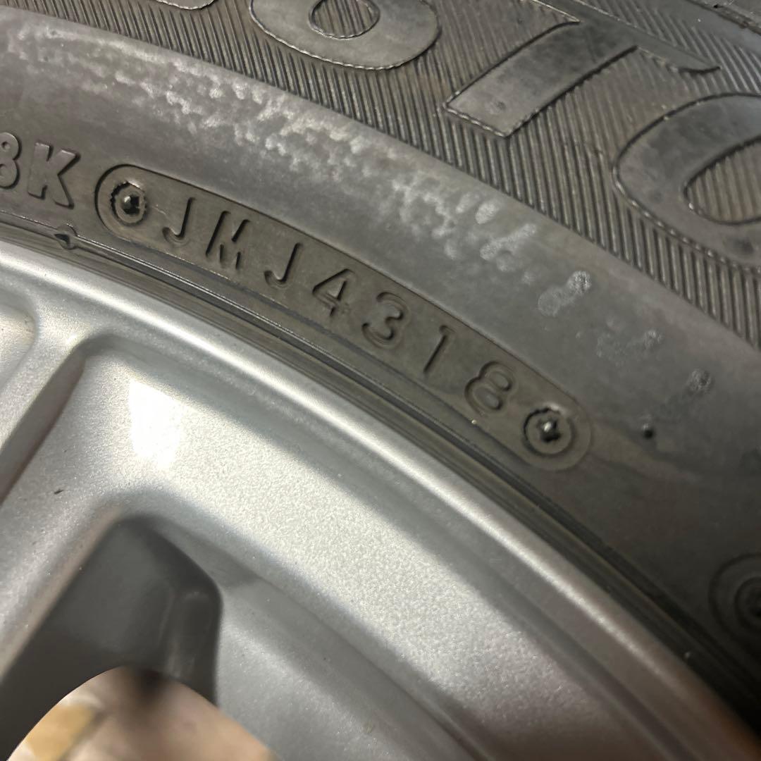 スタッドレス社外ホイール プリウス16インチ205/55R16 6J+45