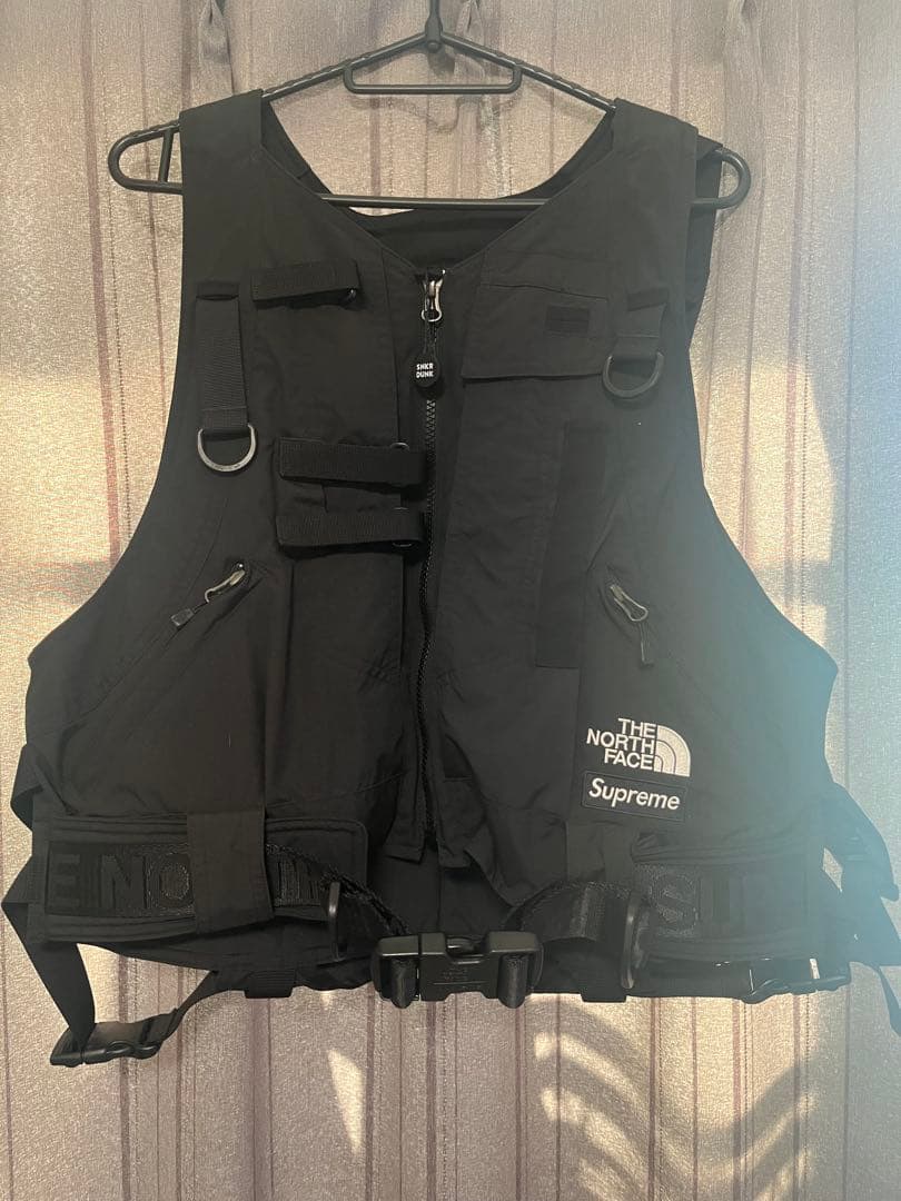 シュプリーム x ザノースフェイス アールティージー ベスト \