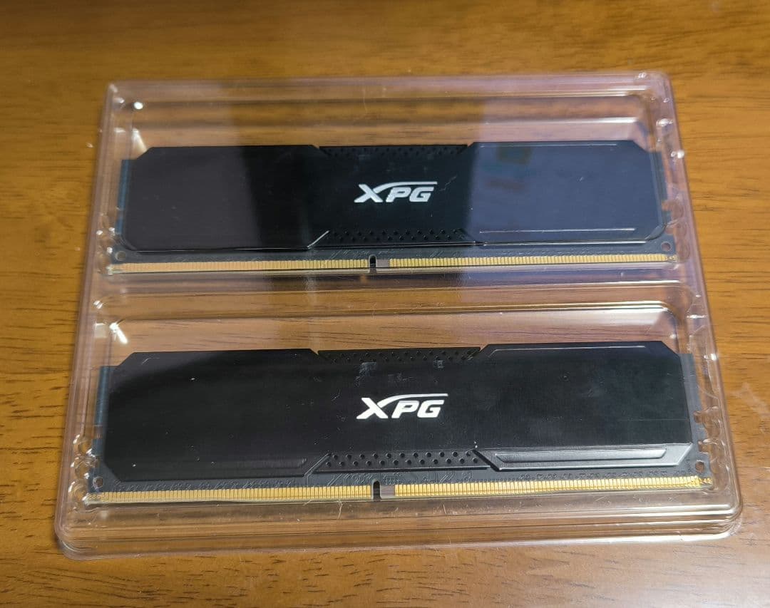 【動作確認済み】永久保証付XPG DDR4 16GB (2x8GB) メモリ