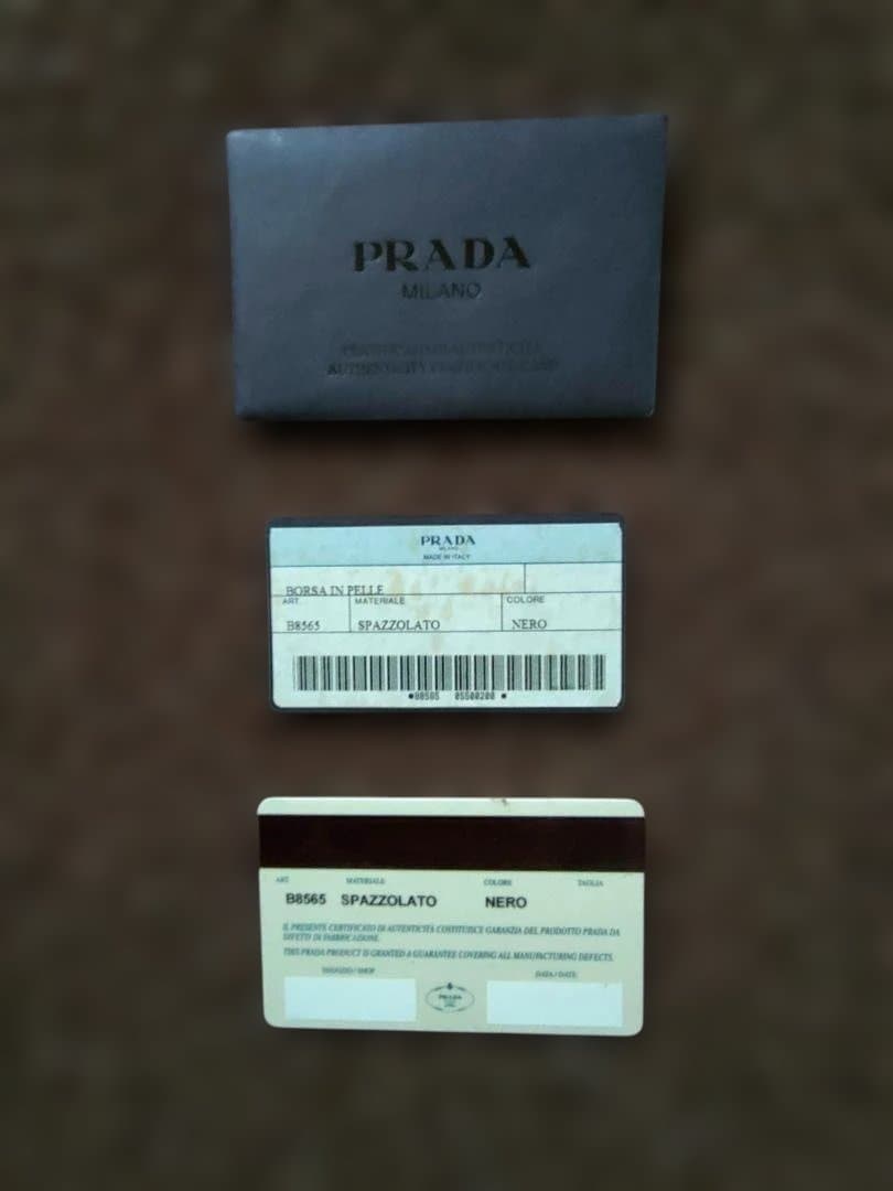 [美品] PRADA エナメル　ビンテージハンドバッグ　ブラック　ロゴ型押し