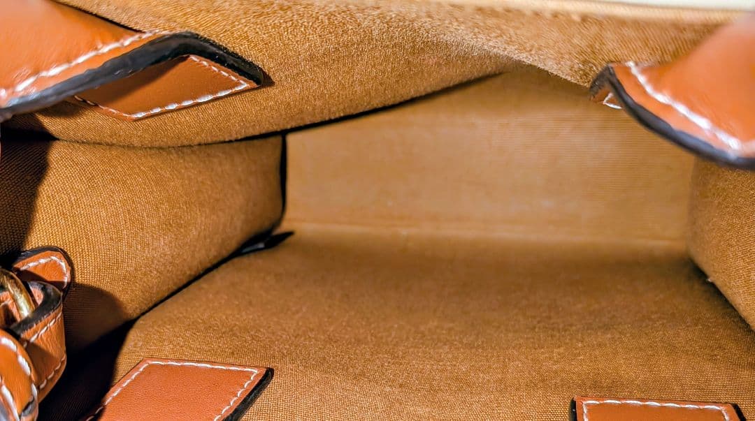 CELINE 　ミニバーティカルカバ　トリオンフ　ショルダーバッグ　美品