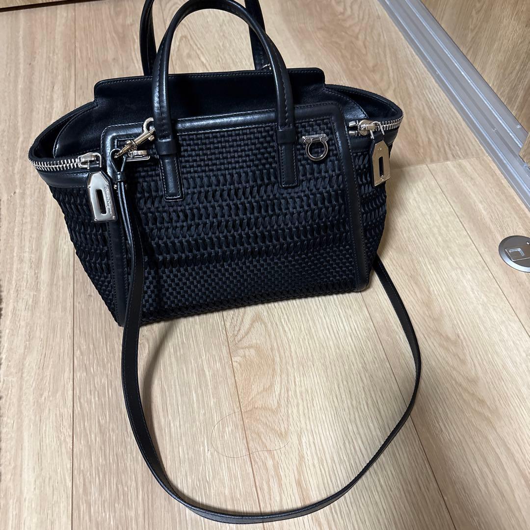 フェラガモバッグ　超美品