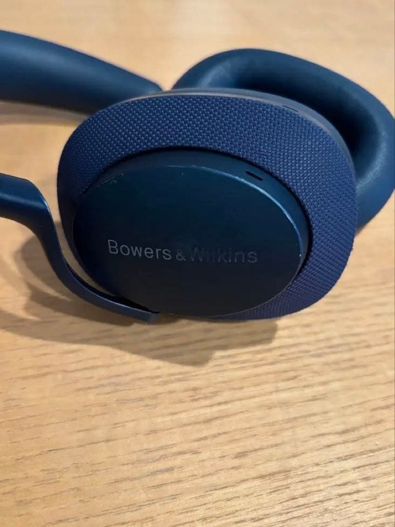 Bowers & Wilkins PX7s2eワイヤレスヘッドホン ネイビー