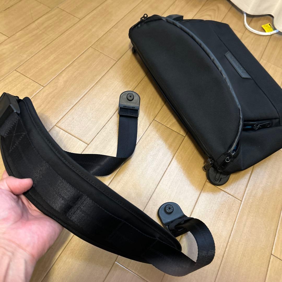 ALPAKA ブラック ショルダーバッグ