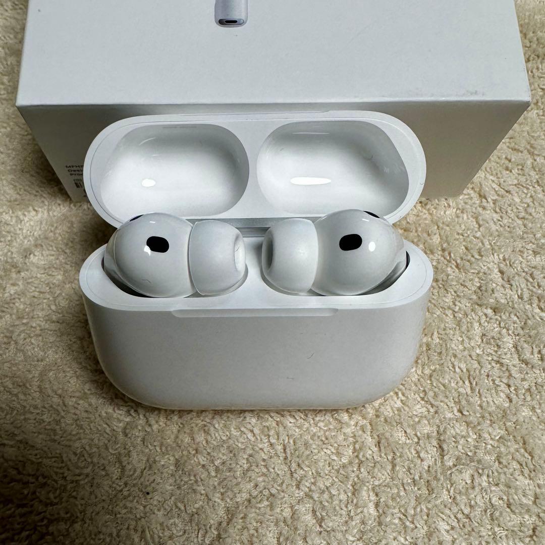 AirPods Pro 3 本体 ロック機能付ケースつき