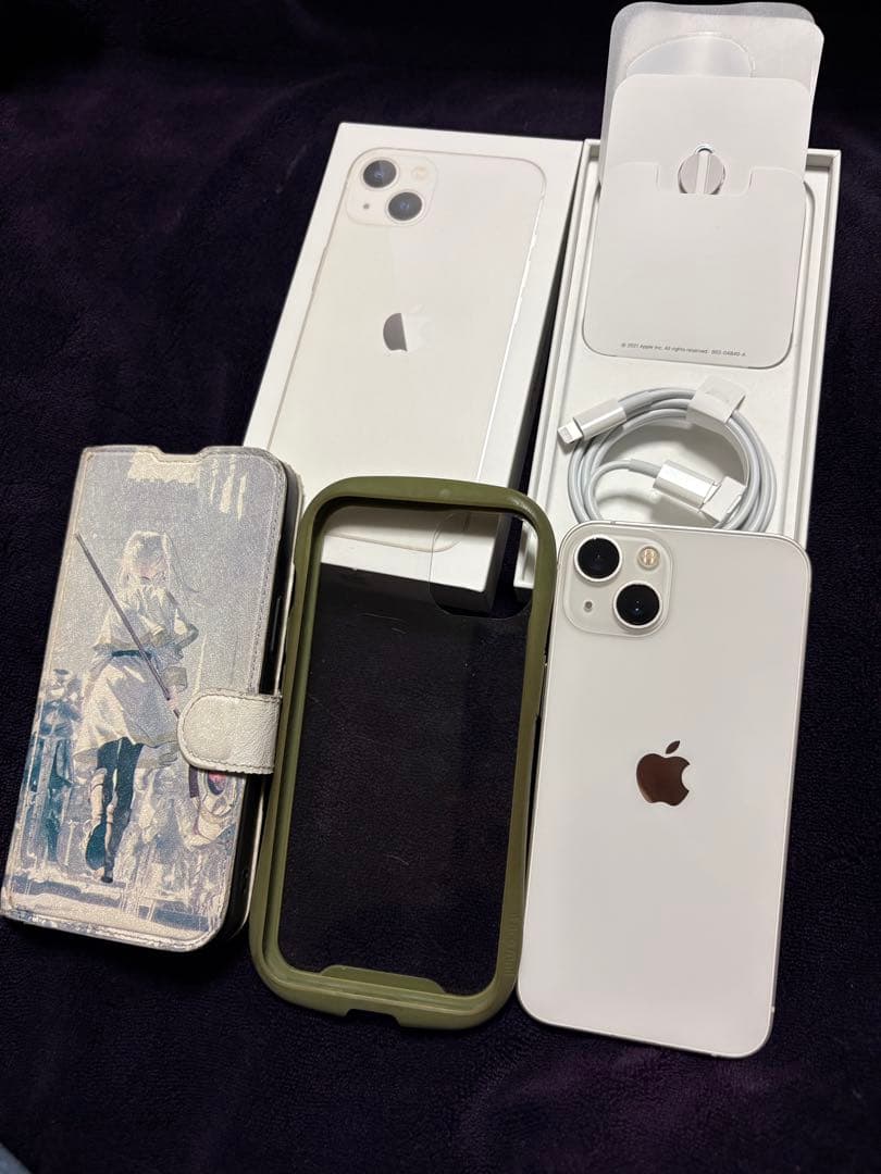美品 iPhone13 128GB SIMフリー ホワイト 純正充電ケーブル付