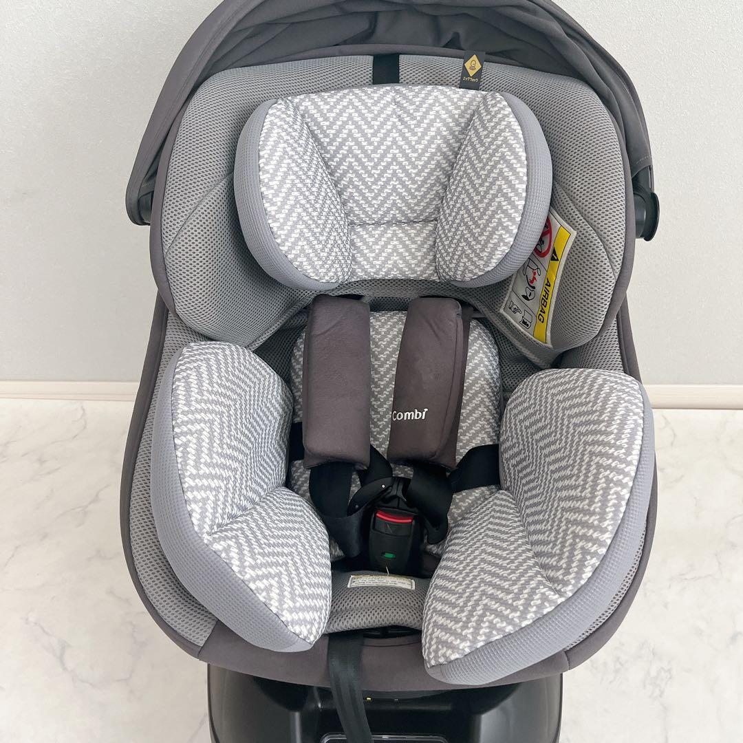 美品 コンビ チャイルドシート クルムーヴスマートISOFIX JN-570