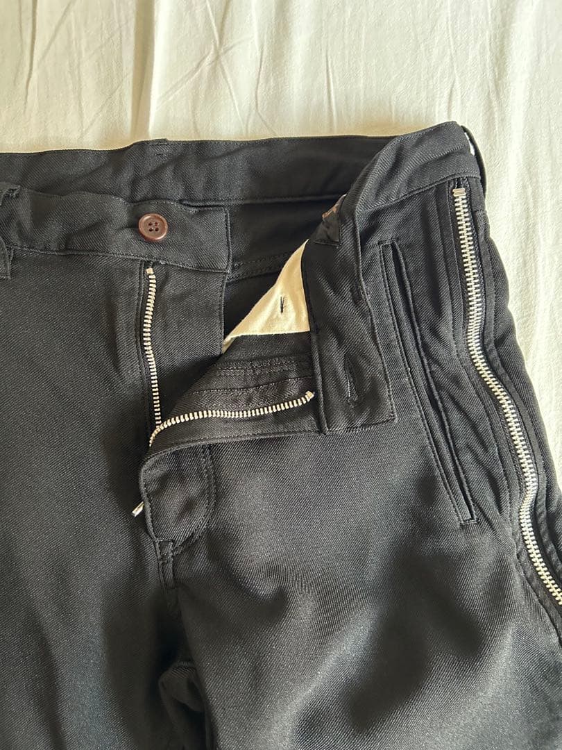 ブラックコムデギャルソン　サイドジップパンツ　ポリ縮