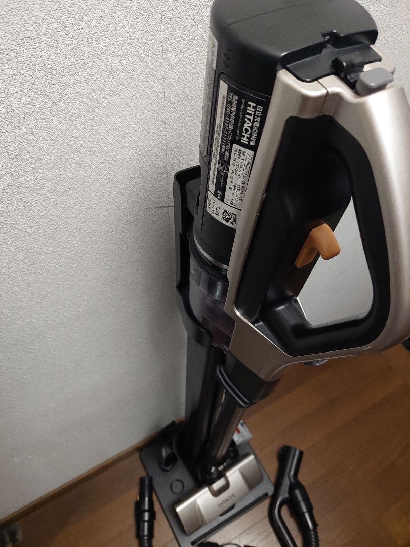 日立 コードレススティッククリーナー HITACHI PV-BH900J