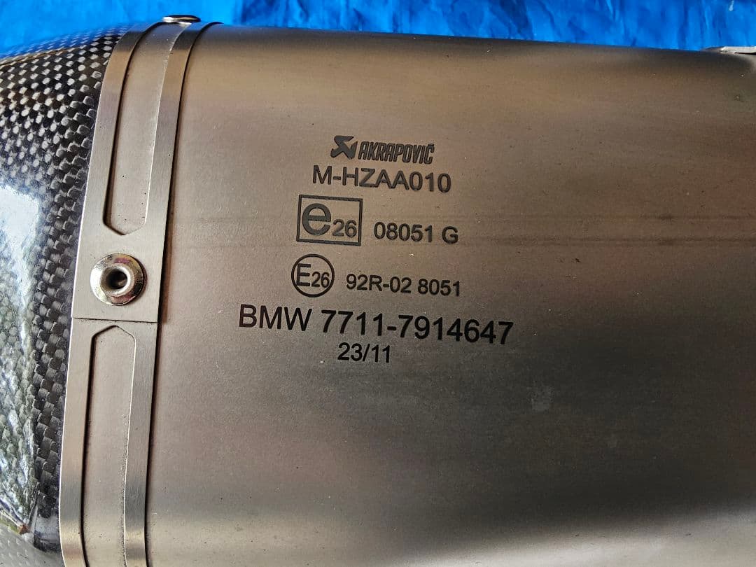 K1600GTL　純正アクラポビッチマフラー