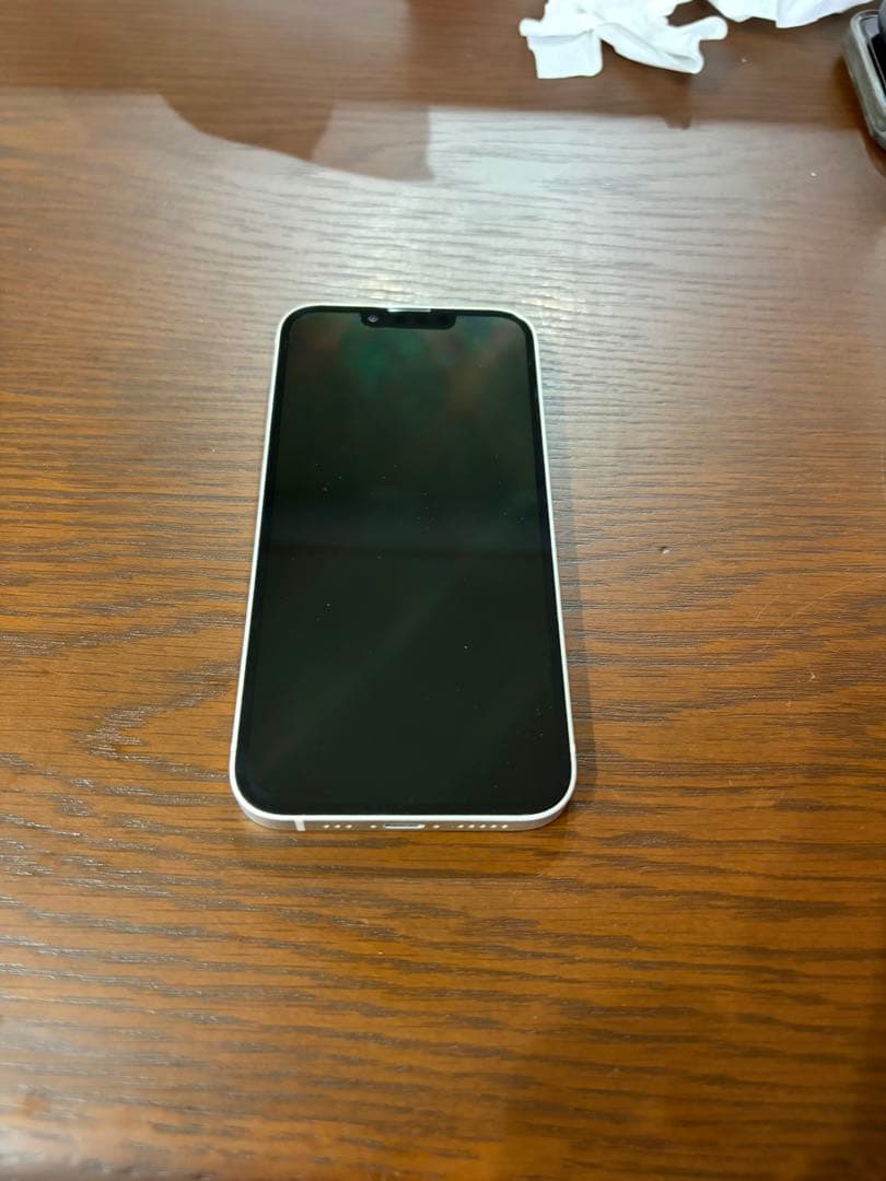 Apple iPhone 13 本体