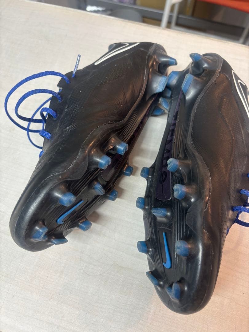 ナイキ サッカースパイク ティエンポ レジェンド 9 エリート FG 26cm