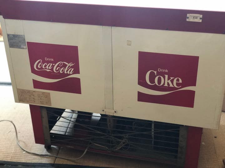 コカコーラ冷蔵ケース