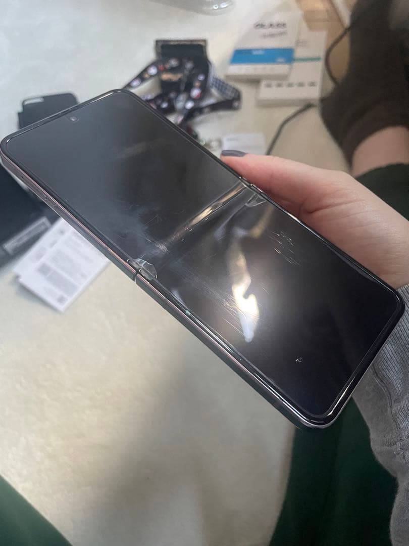 ナツ竹中Samsung Galaxy Z Flip5パープル 本体