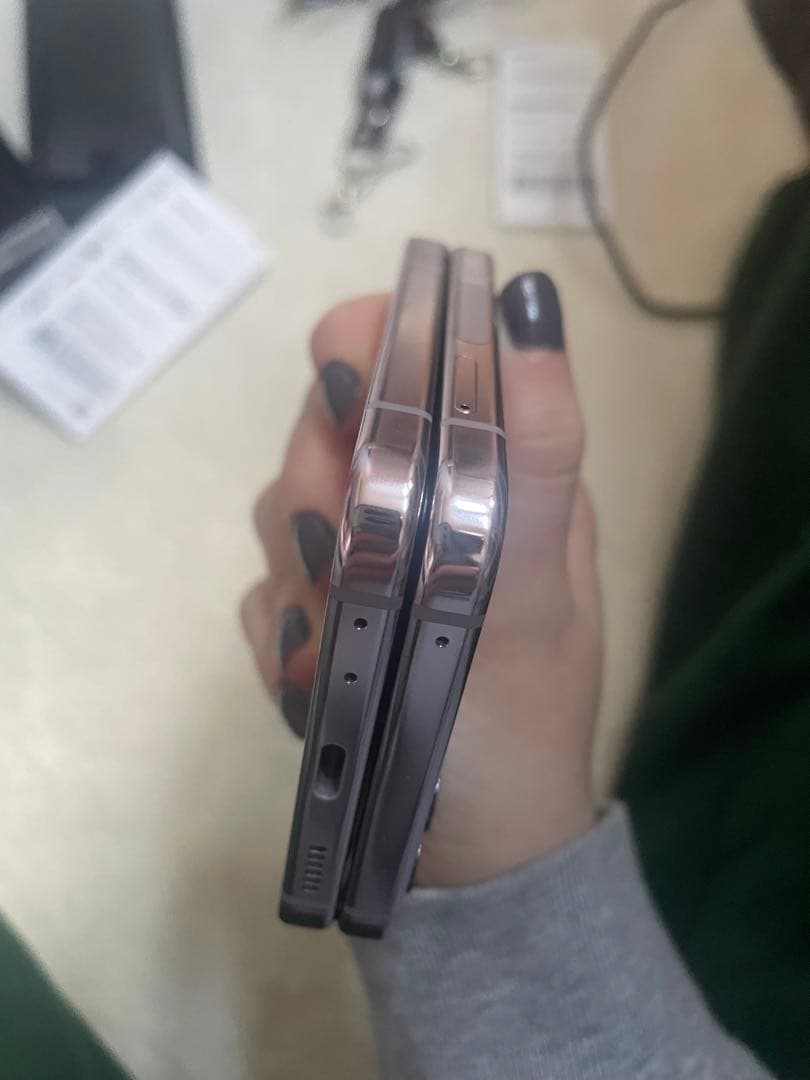 ナツ竹中Samsung Galaxy Z Flip5パープル 本体