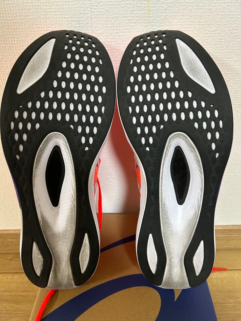 アシックス　マジックスピード4 28.0㎝