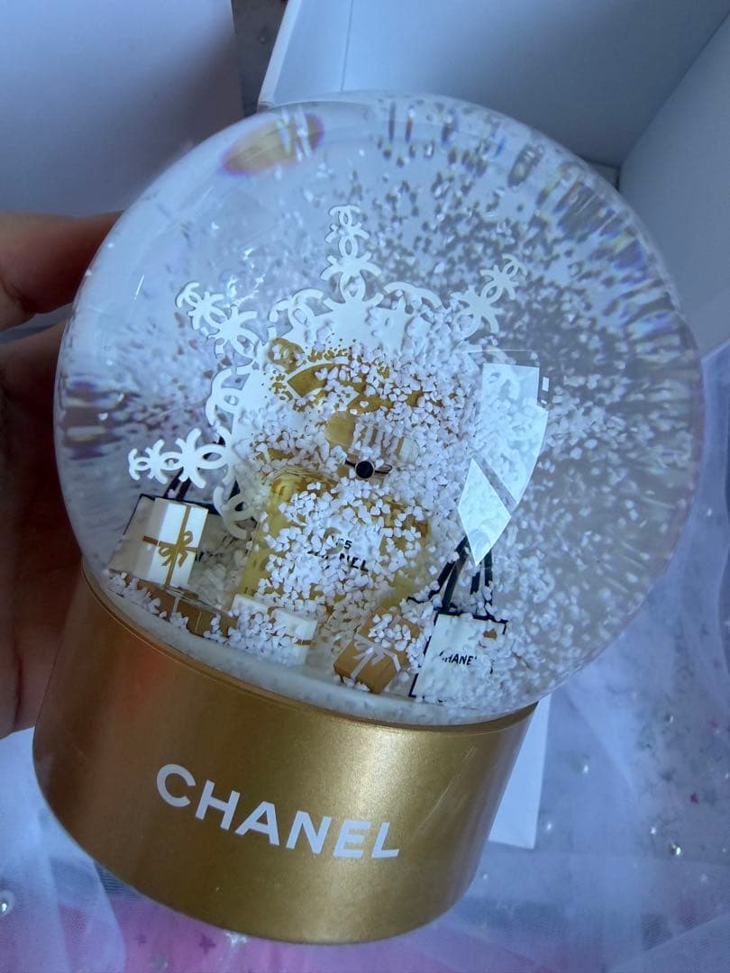 CHANELシャネル 2024スノードーム 海外限定非売品